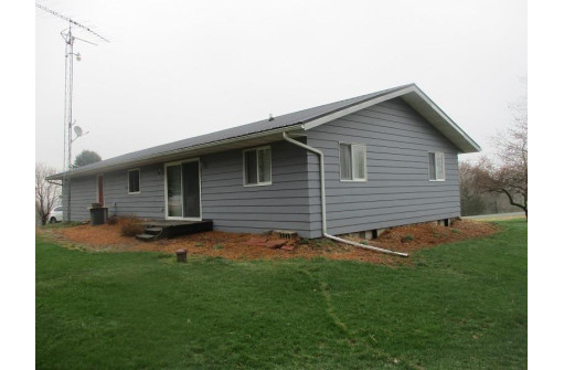 N133 Lavalle Road, La Valle, WI 53941