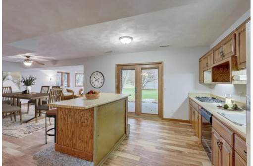 4502 Pinecrest Lane, Windsor, WI 53598