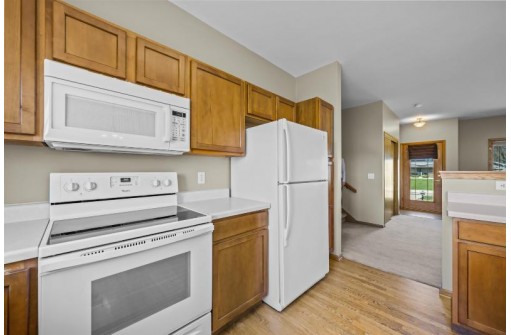 8605 Ellington Way, Middleton, WI 53562