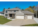 271 Pinnacle Drive, Lake Mills, WI 53551