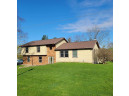 1606 Fayette Road, Darlington, WI 53530