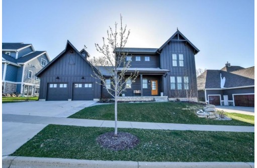 2303 Freshford Drive, Waunakee, WI 53597