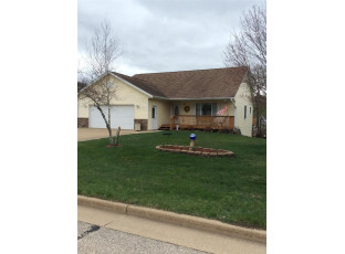 734 Arrowhead Boulevard Wilton, WI 54670