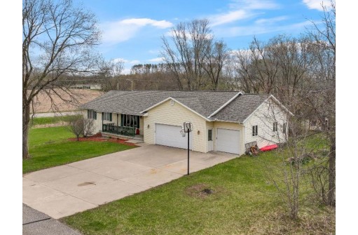 105 Weynand Road, Merrimac, WI 53561