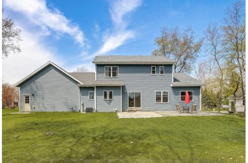 W9221 Forested Road, Cambridge, WI 53523