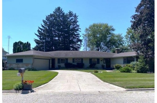 424 Seminole Road, Janesville, WI 53545