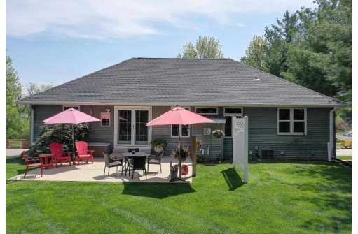 2008 Roby Road, Stoughton, WI 53589