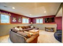 6717 Prairie View Drive, Sun Prairie, WI 53590-9430