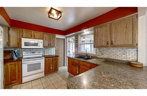 1618 Homberg Lane, Madison, WI 53716