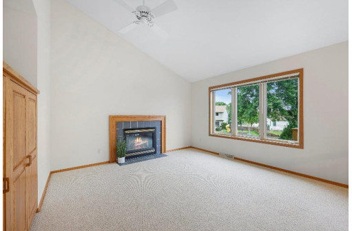 836 Questa Ridge Trail, Verona, WI 53593