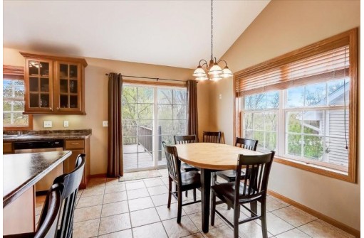 4009 Sutteridge Trail, Madison, WI 53704