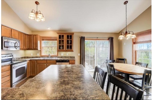 4009 Sutteridge Trail, Madison, WI 53704