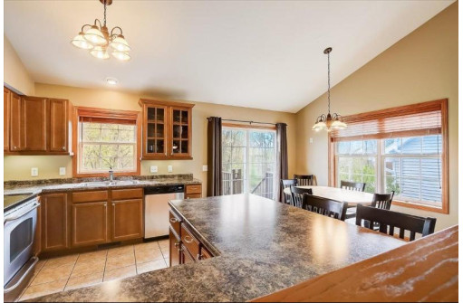 4009 Sutteridge Trail, Madison, WI 53704