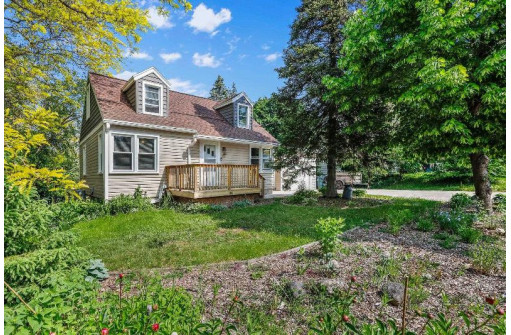 402 E Lakeview Avenue, Madison, WI 53716