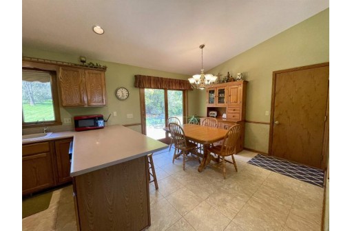 9939 N Clear Lake Road, Milton, WI 53563