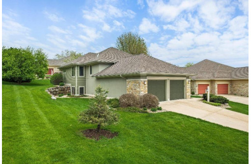 5006 Wenlock Rose Court, Middleton, WI 53562