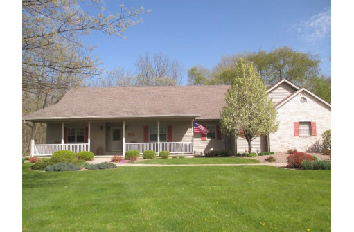 627 E Limerick Lane, Beloit, WI 53511