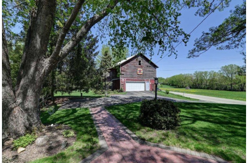 2019 Williams Drive, Stoughton, WI 53589