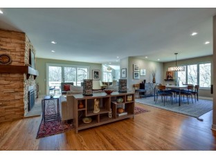 40 Oak Creek Trail Madison, WI 53717