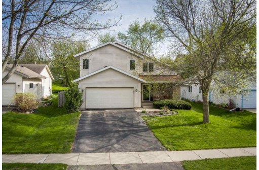 6109 Thornebury Drive, Madison, WI 53719