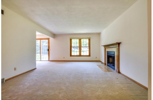 7248 Old Sauk Road, Madison, WI 53717