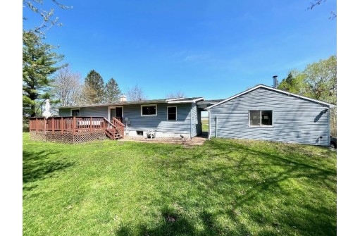 33215 Grosbeak Avenue, Camp Douglas, WI 54618