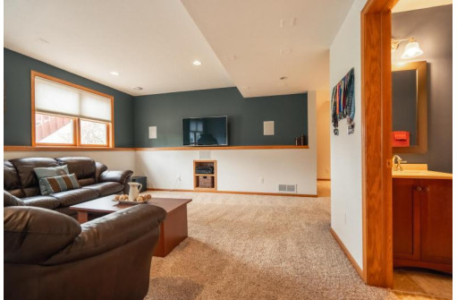 3721 Ice Age Drive, Madison, WI 53719