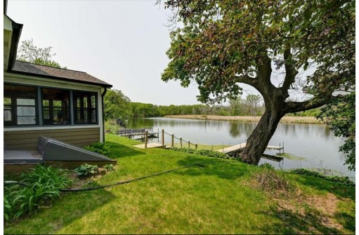 3498 Orvold Park Drive, McFarland, WI 53558