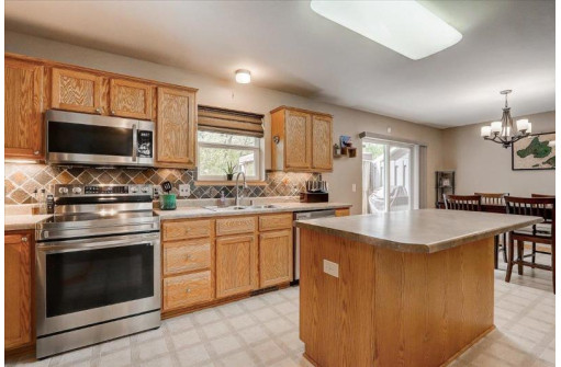 5413 Day Tripper Drive, Madison, WI 53718