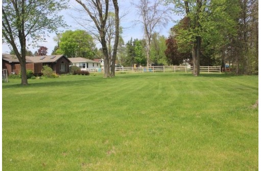 1045 Eastman Street, Platteville, WI 53818