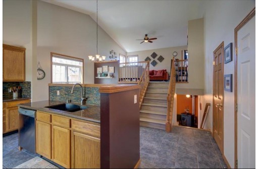 4142 Carberry Street, Madison, WI 53704