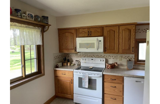 E8303 N Reedsburg Road, Reedsburg, WI 53959