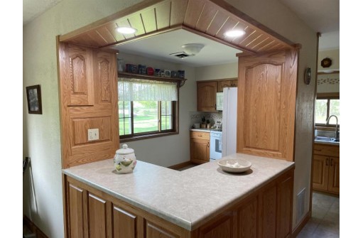 E8303 N Reedsburg Road, Reedsburg, WI 53959