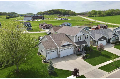 104 Cobblestone Drive, Lodi, WI 53555