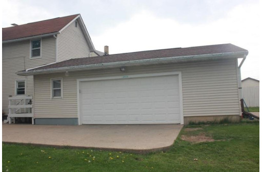 410 W Main Street, Dickeyville, WI 53808