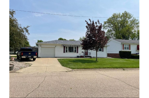 1914 Refset Drive, Janesville, WI 53546