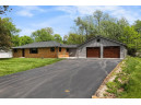 5525 S Baxter Lane, Janesville, WI 53546