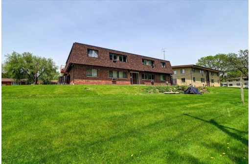 2512 Valley Street, Cross Plains, WI 53528