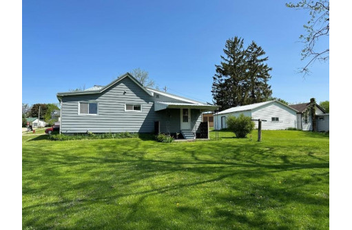 119 W Farwell Street, Ridgeway, WI 53582