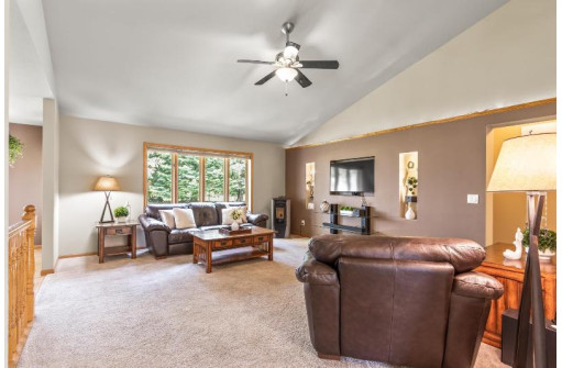 4007 Valley Ridge Road, Middleton, WI 53562