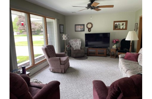 25 Highland Avenue, Ripon, WI 54971