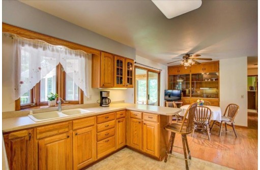 6230 Goede Circle, Waunakee, WI 53597