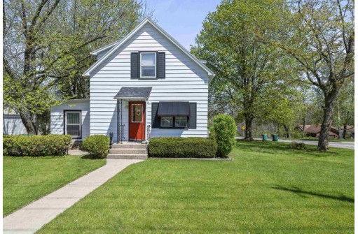 401 Lake Street, Mount Horeb, WI 53572