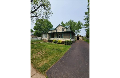 405 E Bluff Street, Boscobel, WI 53805