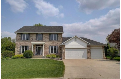 1013 Duncannon Way, Sun Prairie, WI 53590