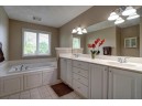 1013 Duncannon Way, Sun Prairie, WI 53590