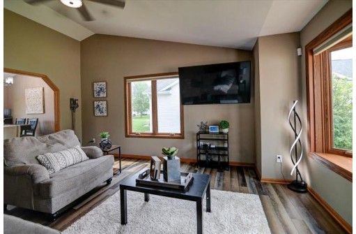 658 Ruxton Ridge Drive, Sun Prairie, WI 53590