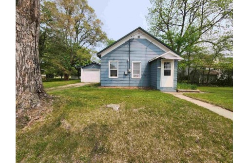 1010 N 2nd Street, Muscoda, WI 53573