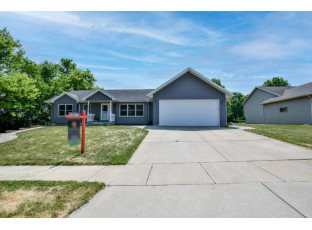 415 Sunset Drive Lodi, WI 53555