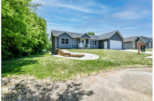 415 Sunset Drive, Lodi, WI 53555